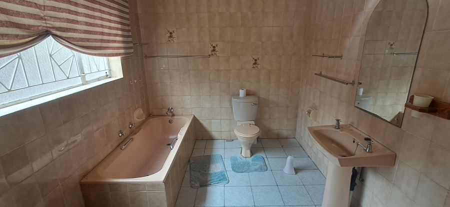 3 Bedroom Property for Sale in Memel Free State